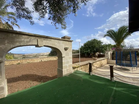 3 bed Villa For Rent in Mosta, Mosta - thumb 4