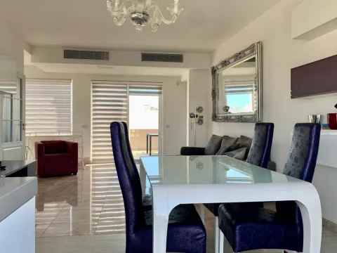3 bed Penthouse For Rent in St Julian's, St Julian's - thumb 3