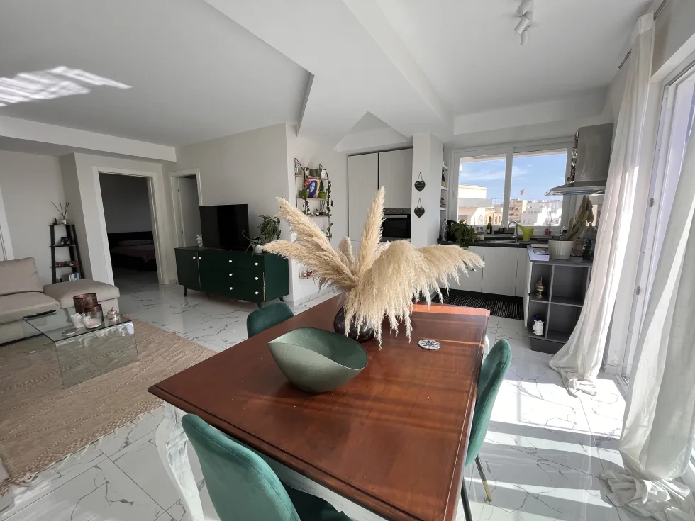 2 bed Apartment For Rent in Sliema, Sliema - thumb 2