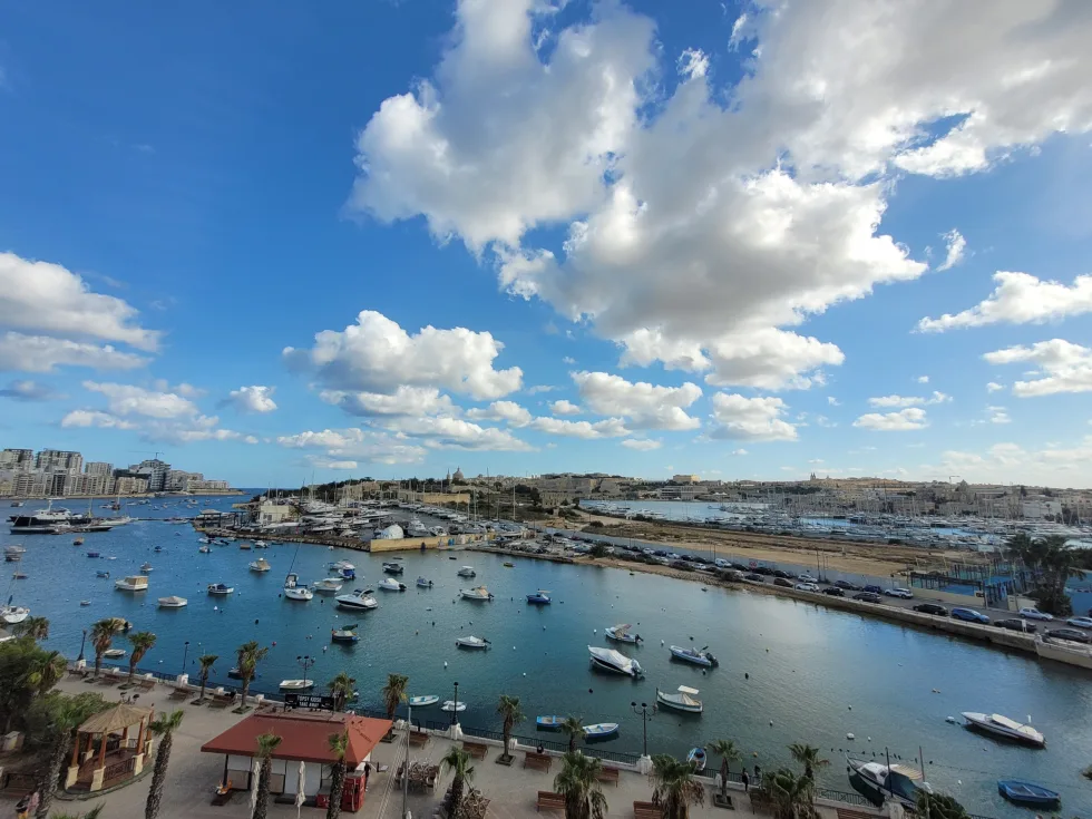 2 bed Apartment For Rent in Gzira, Gzira - thumb 2