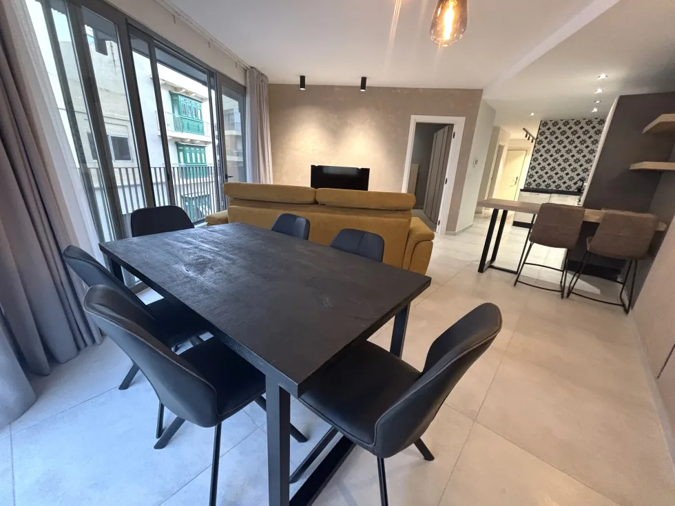 2 bed Apartment For Rent in Sliema, Sliema - thumb 5