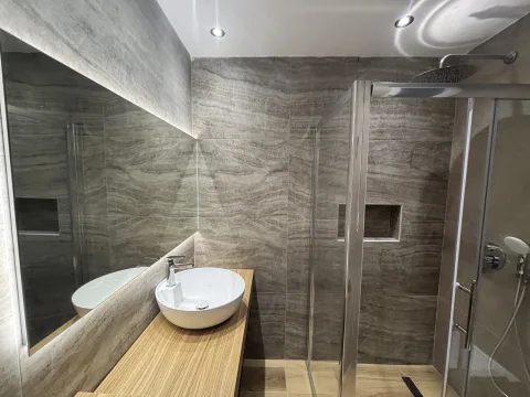 2 bed Penthouse For Rent in Sliema, Sliema - thumb 11