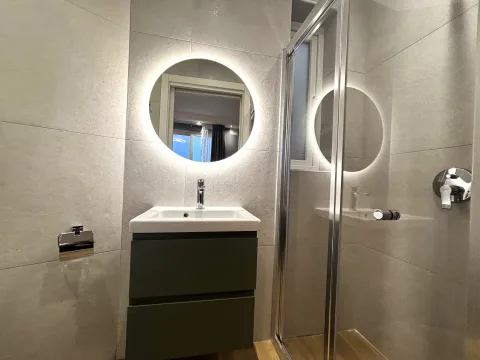 2 bed Penthouse For Rent in Sliema, Sliema - thumb 14