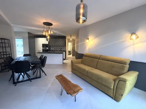 2 bed Penthouse For Rent in Sliema, Sliema - thumb 2