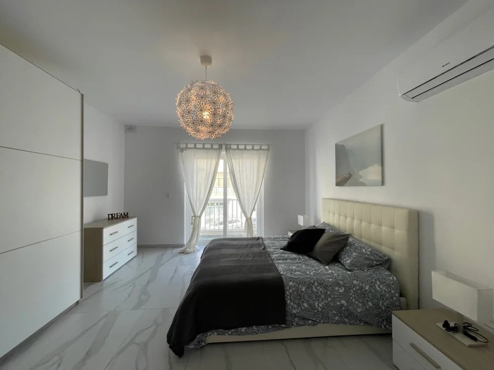 4 bed Apartment For Rent in St Julian's, St Julian's - thumb 14
