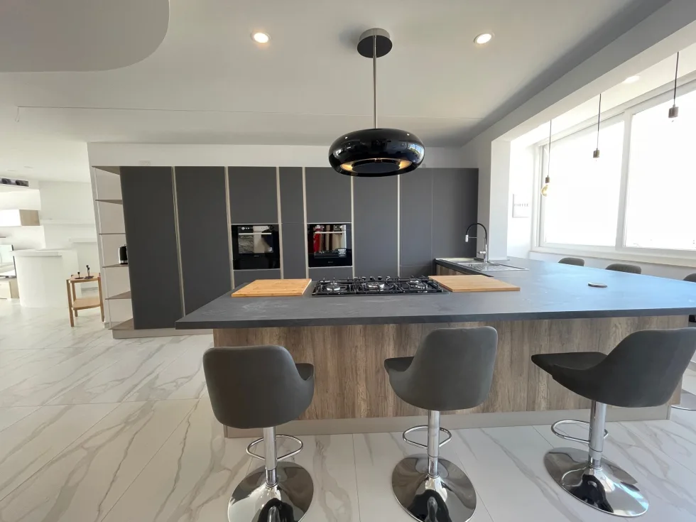 4 bed Apartment For Rent in St Julian's, St Julian's - thumb 2