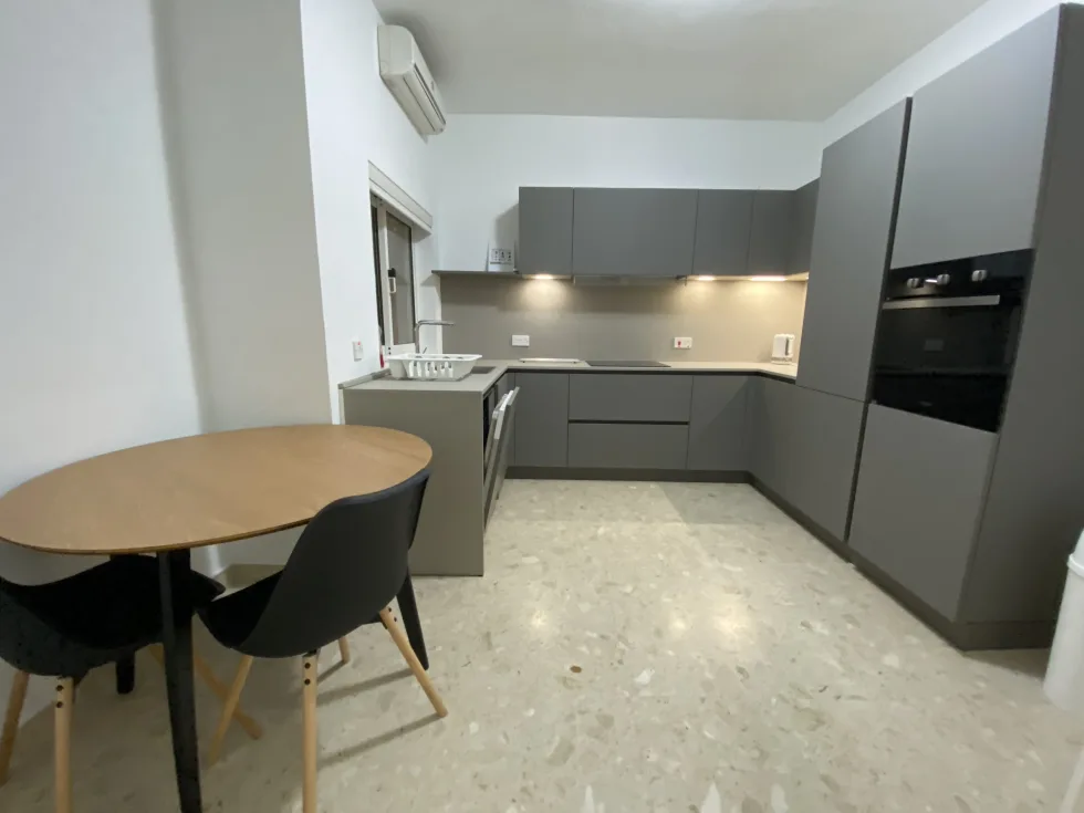 2 bed Apartment For Rent in Sliema, Sliema - thumb 2