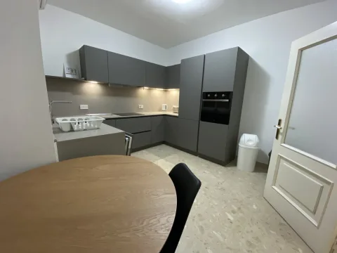 2 bed Apartment For Rent in Sliema, Sliema - thumb 3