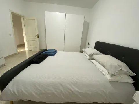 2 bed Apartment For Rent in Sliema, Sliema - thumb 6