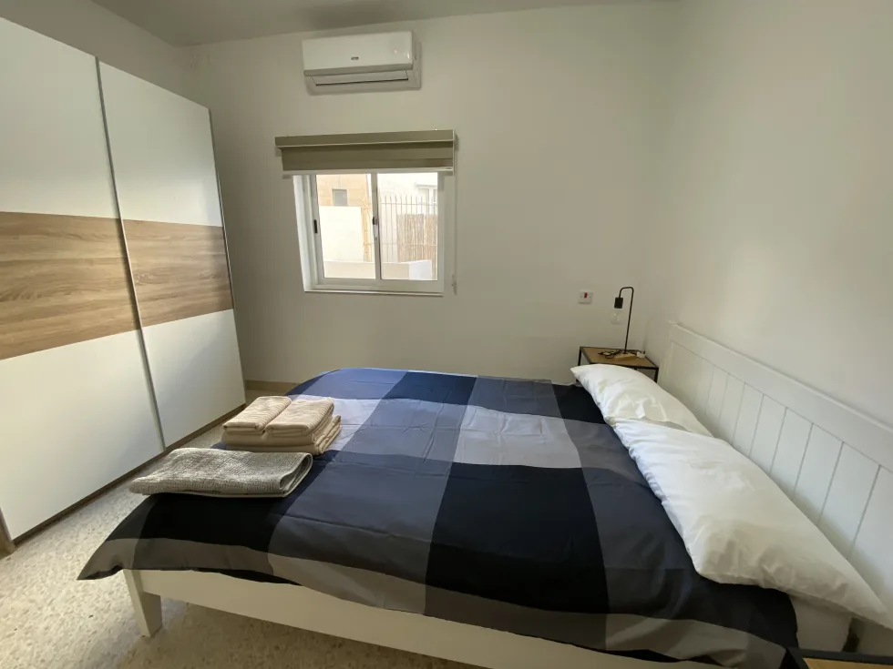 2 bed Apartment For Rent in Sliema, Sliema - thumb 8
