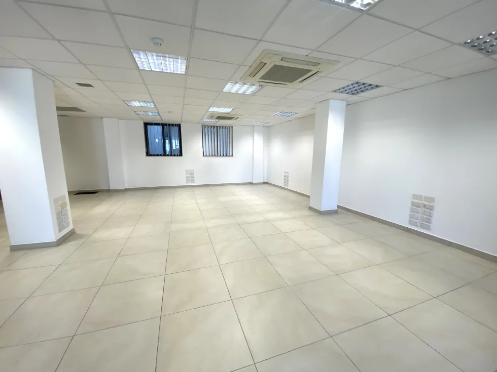0 bed Office For Rent in Sliema, Sliema - thumb 3