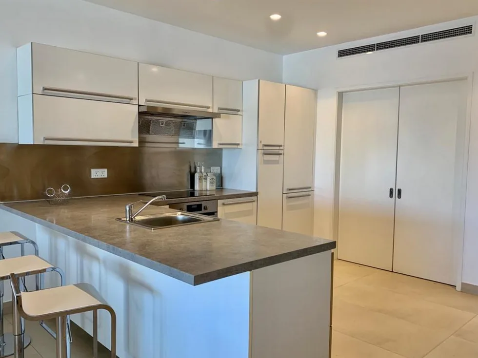 3 bed Apartment For Rent in Ta' Xbiex, Ta' Xbiex - thumb 10