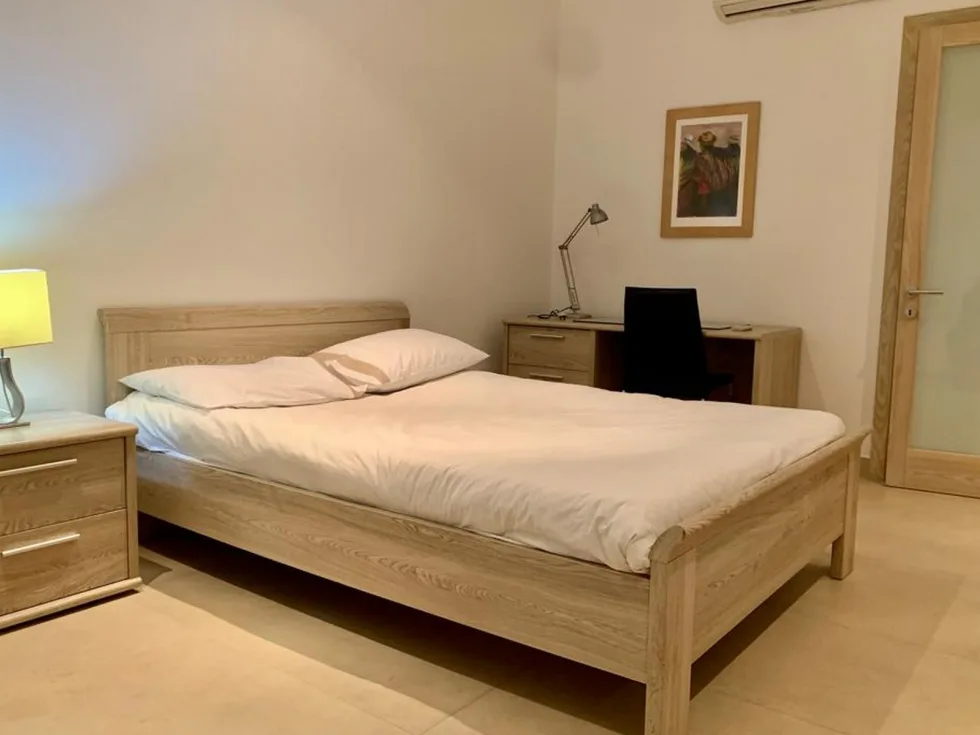 3 bed Apartment For Rent in Ta' Xbiex, Ta' Xbiex - thumb 14