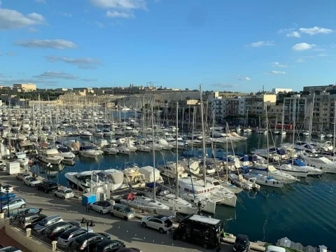 3 bed Apartment For Rent in Ta' Xbiex, Ta' Xbiex - thumb 20