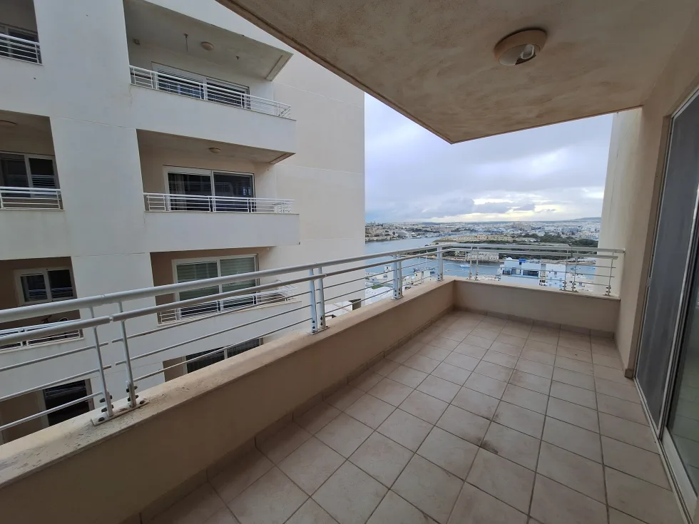 3 bed Apartment For Rent in Sliema, Sliema - thumb 10