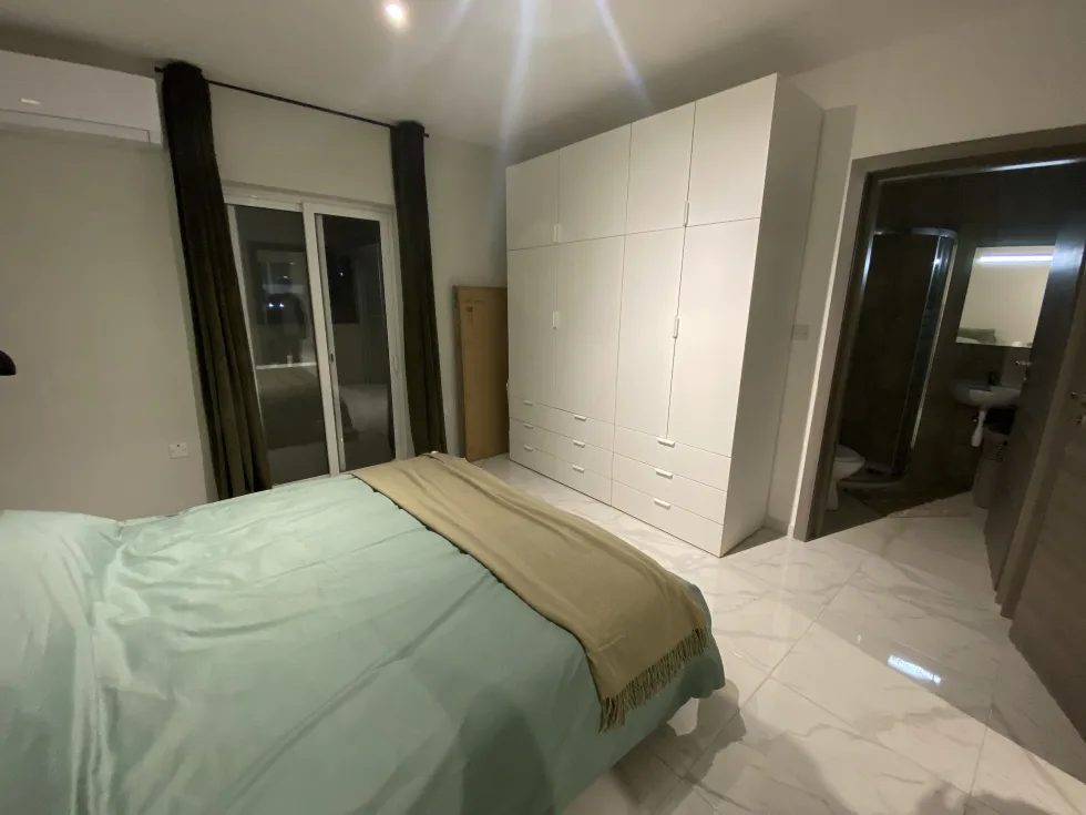 1 bed Penthouse For Rent in Gzira, Gzira - thumb 7