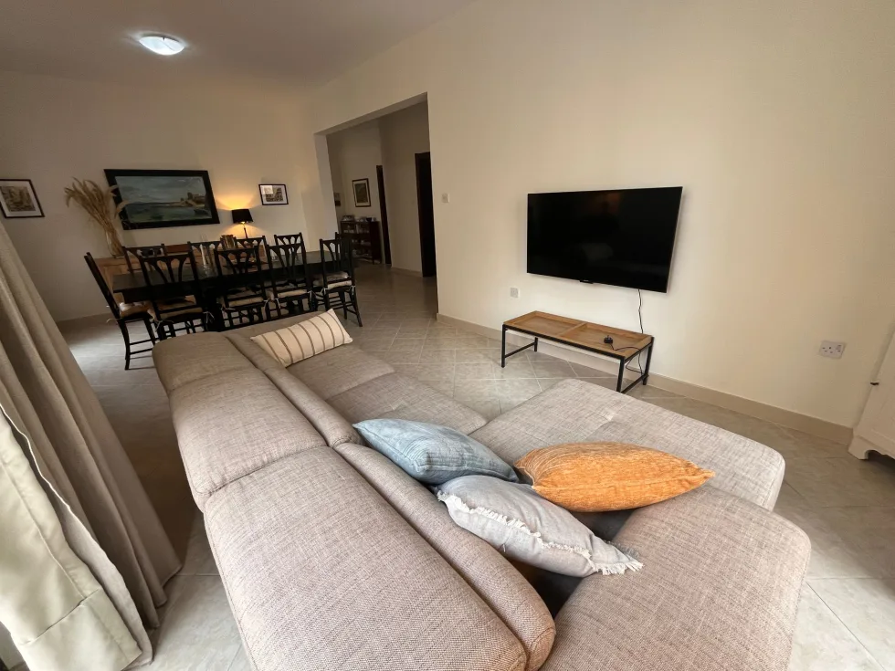3 bed Apartment For Rent in Sliema, Sliema - thumb 2