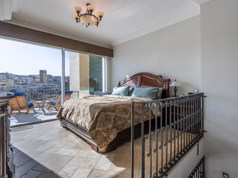 4 bed Town House For Sale in St Julian's, St Julian's - thumb 15