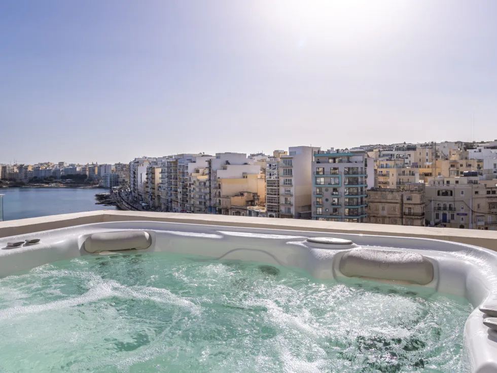 4 bed Town House For Sale in St Julian's, St Julian's - thumb 2