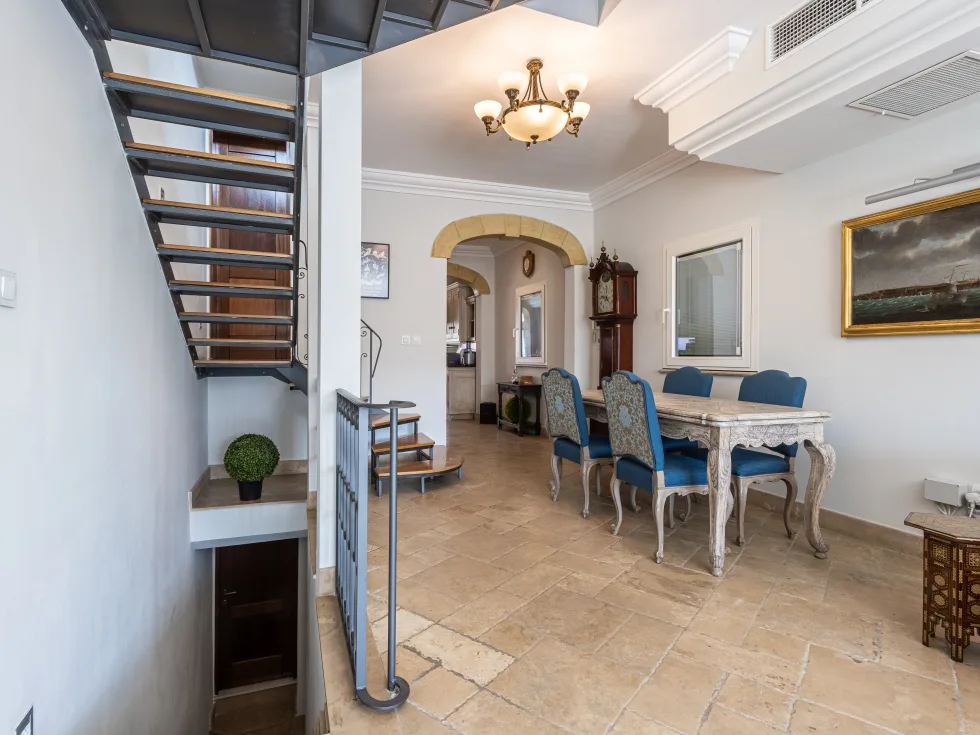 4 bed Town House For Sale in St Julian's, St Julian's - thumb 7