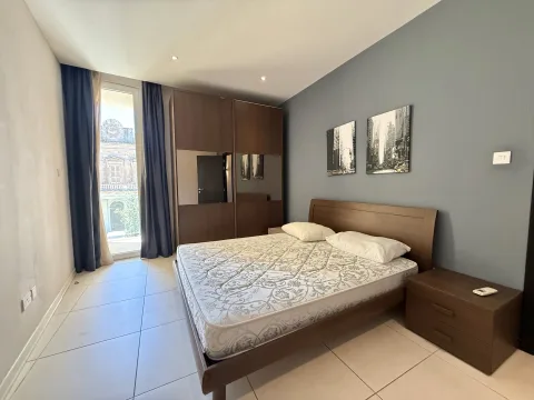 2 bed Apartment For Rent in St Julian's, St Julian's - thumb 5