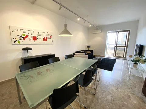 3 bed Apartment For Rent in Sliema, Sliema - thumb 1