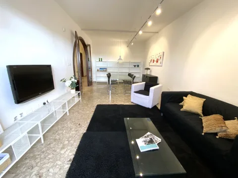 3 bed Apartment For Rent in Sliema, Sliema - thumb 4