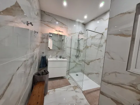 4 bed Apartment For Rent in Sliema, Sliema - thumb 12