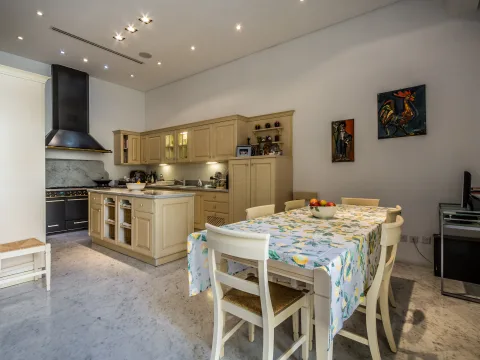 5 bed Town House For Sale in Sliema, Sliema - thumb 6