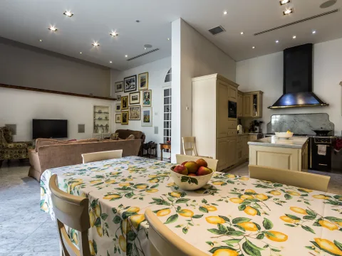 5 bed Town House For Sale in Sliema, Sliema - thumb 8