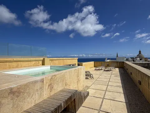 7 bed  For Sale in Valletta, Valletta - thumb 2