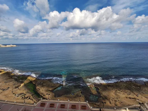 3 bed Apartment For Rent in Sliema, Sliema - thumb 1