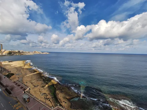 3 bed Apartment For Rent in Sliema, Sliema - thumb 2