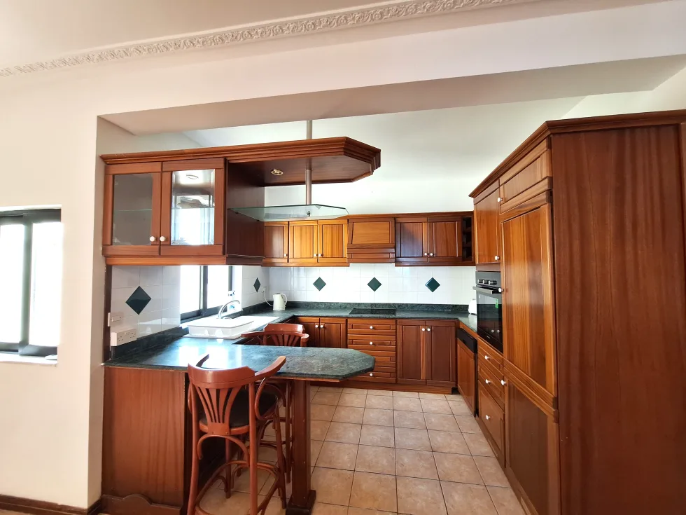 3 bed Apartment For Rent in Sliema, Sliema - thumb 8