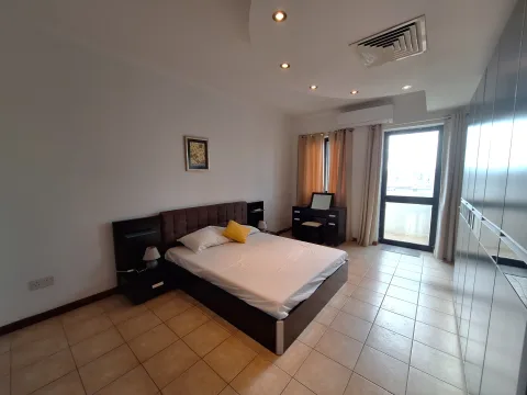 3 bed Apartment For Rent in Sliema, Sliema - thumb 9