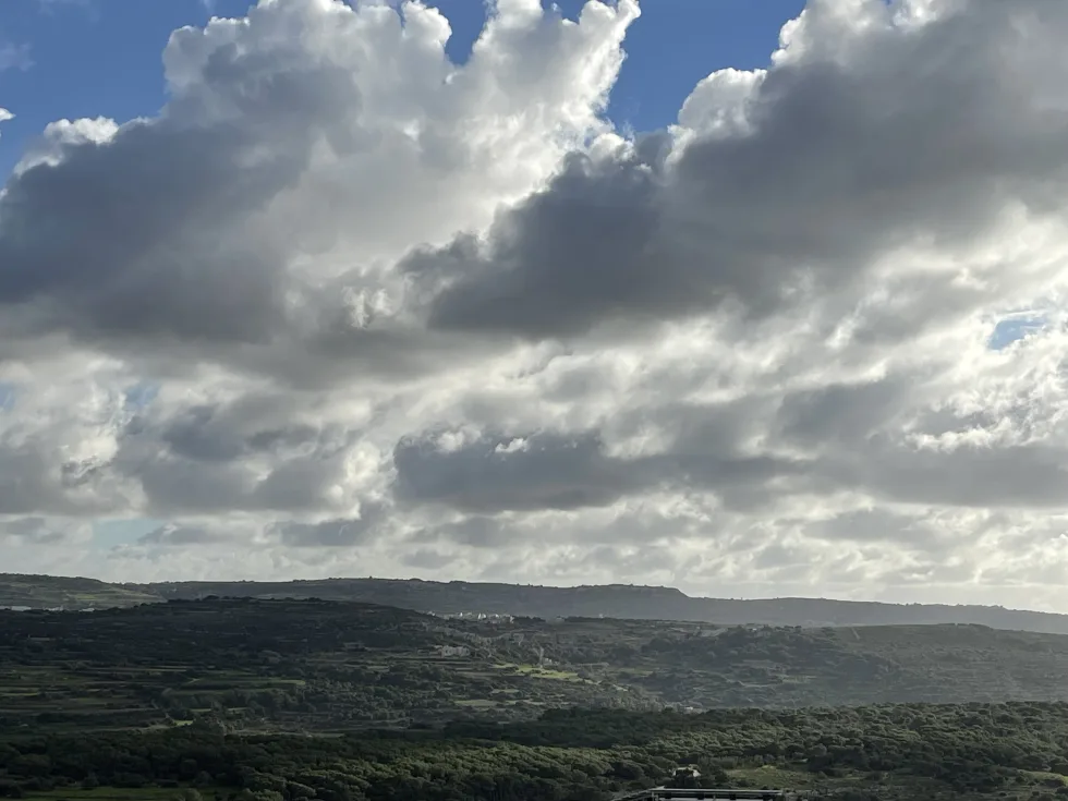 2 bed Apartment For Rent in Mellieha, Mellieha - thumb 4