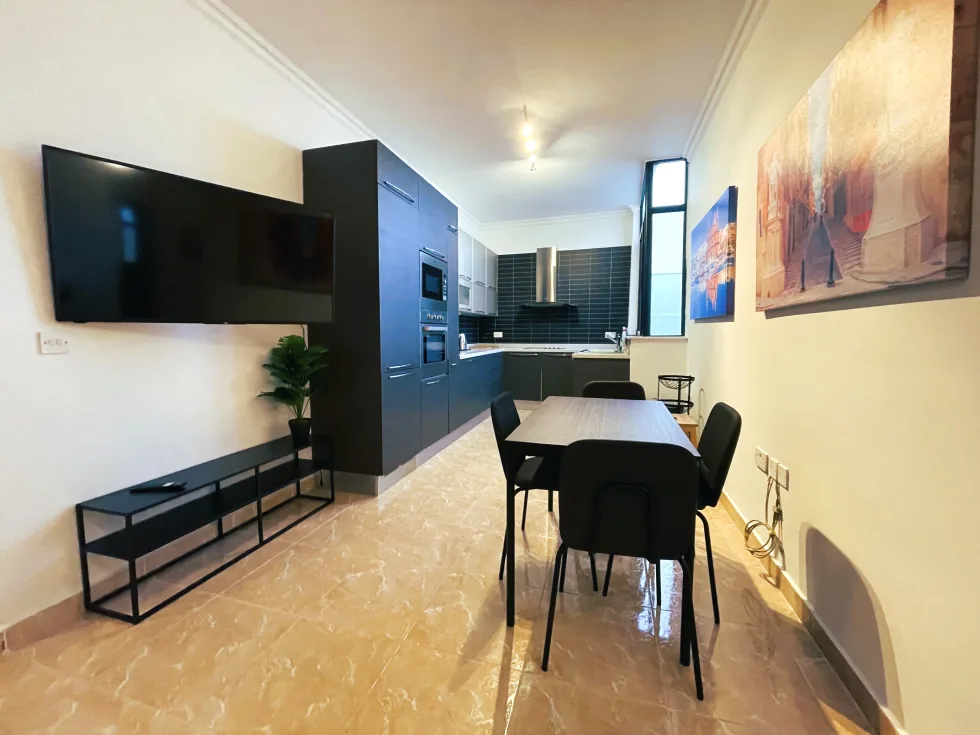 3 bed Penthouse For Rent in Sliema, Sliema - thumb 1