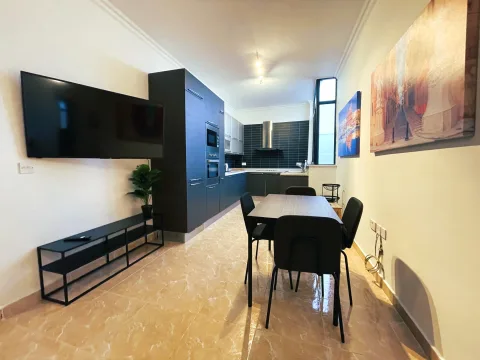 3 bed Penthouse For Rent in Sliema, Sliema - thumb 1