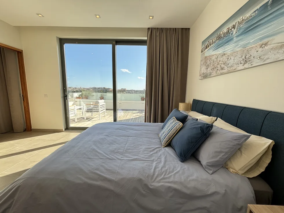 1 bed Penthouse For Rent in Sliema, Sliema - thumb 10