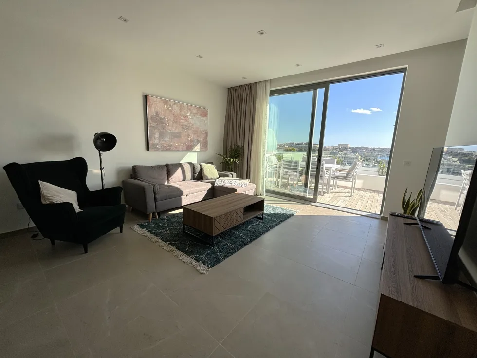 1 bed Penthouse For Rent in Sliema, Sliema - thumb 7