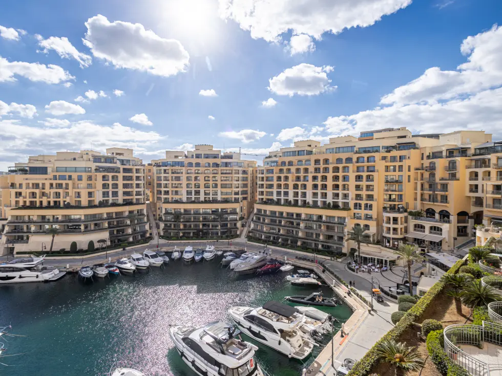 3 bed Apartment For Rent in St Julian's, St Julian's - thumb 23