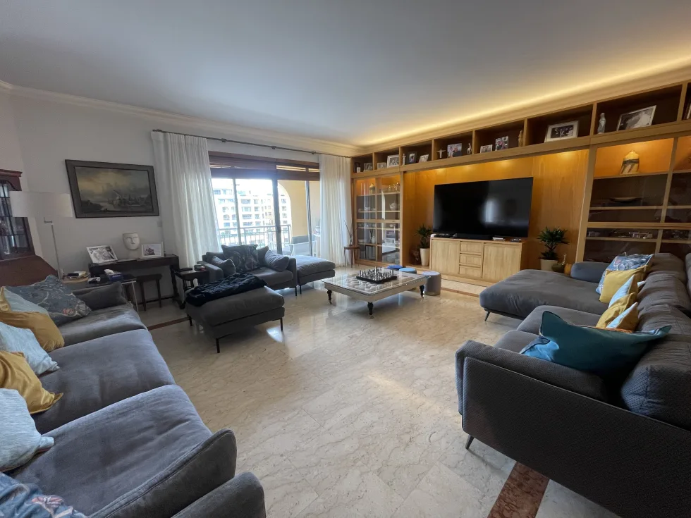 3 bed Apartment For Rent in St Julian's, St Julian's - thumb 3