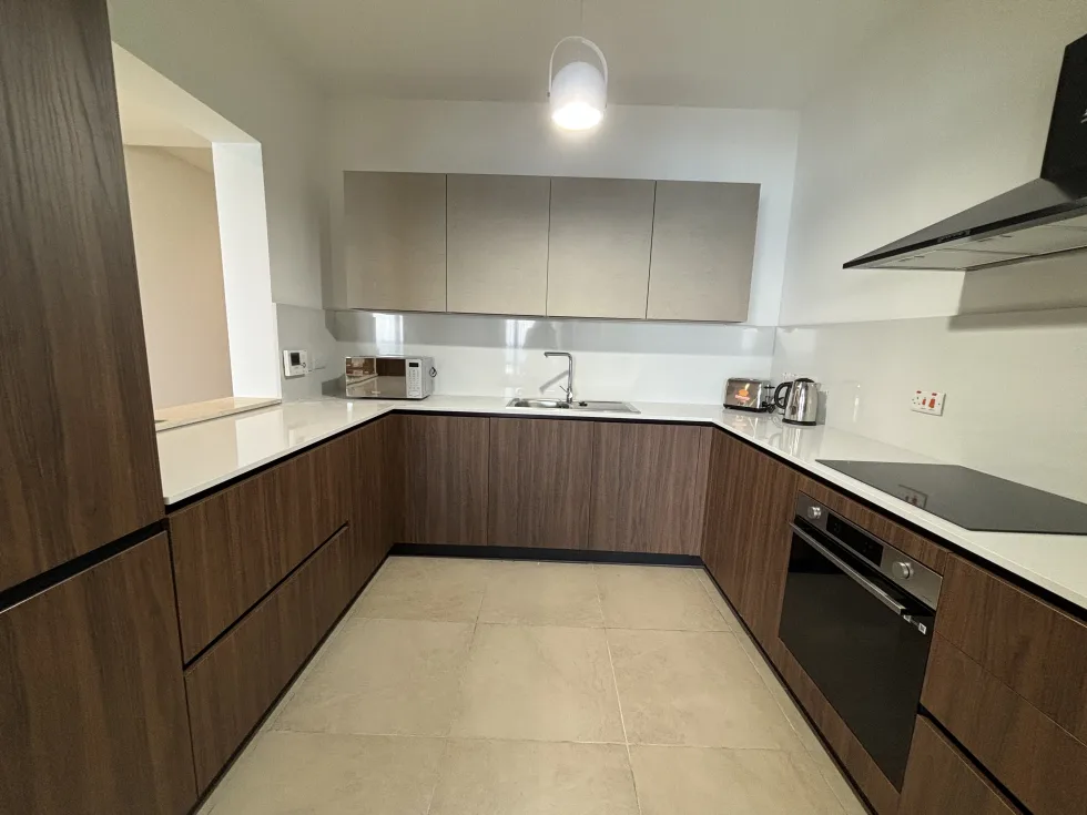 3 bed Apartment For Rent in Sliema, Sliema - thumb 8