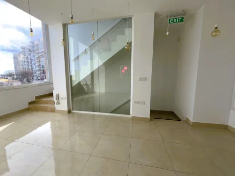 0 bed Office For Rent in Sliema, Sliema - thumb 2