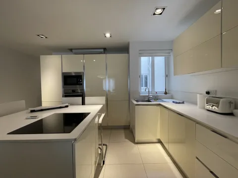 2 bed Apartment For Rent in Sliema, Sliema - thumb 2