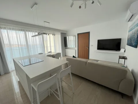 2 bed Apartment For Rent in St Paul's Bay, St Paul's Bay - thumb 3