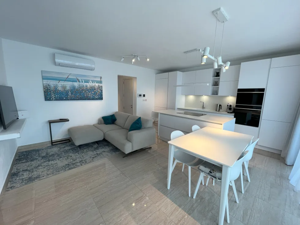 2 bed Apartment For Rent in St Paul's Bay, St Paul's Bay - thumb 4