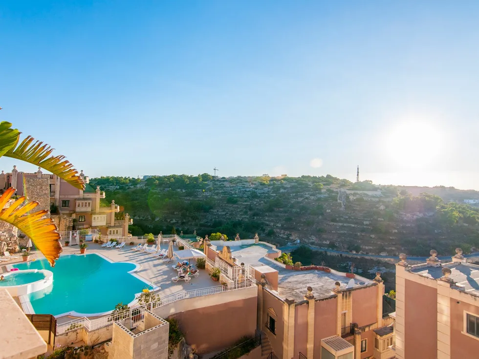 3 bed Apartment For Rent in Swieqi, Swieqi - thumb 1