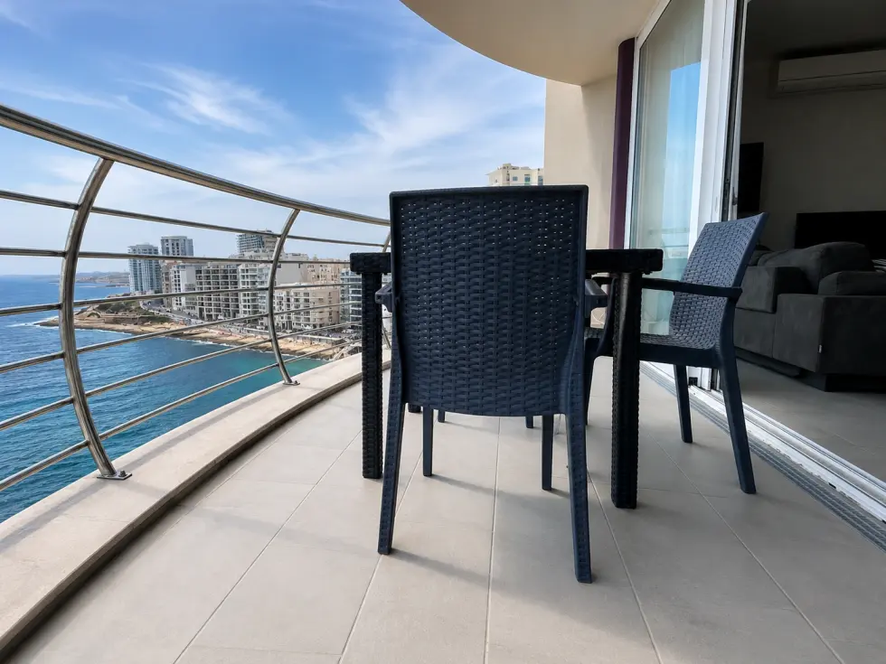 2 bed Apartment For Rent in Sliema, Sliema - thumb 2