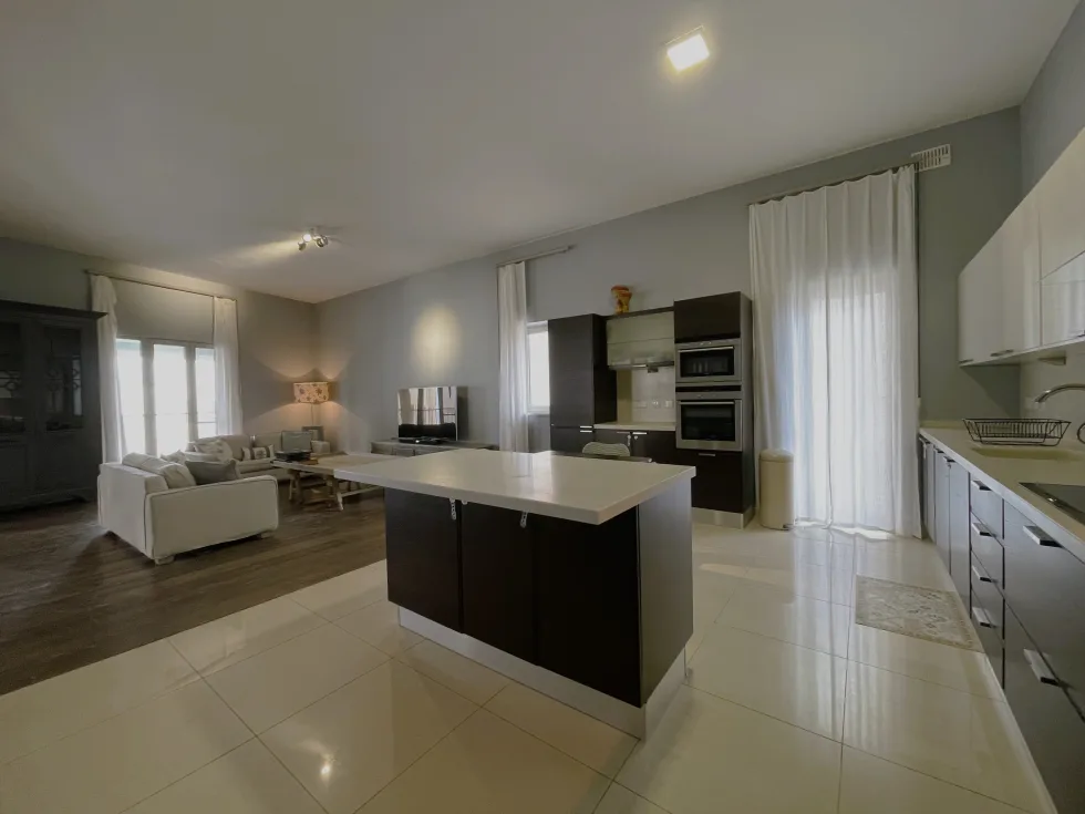 3 bed Apartment For Rent in Sliema, Sliema - thumb 6